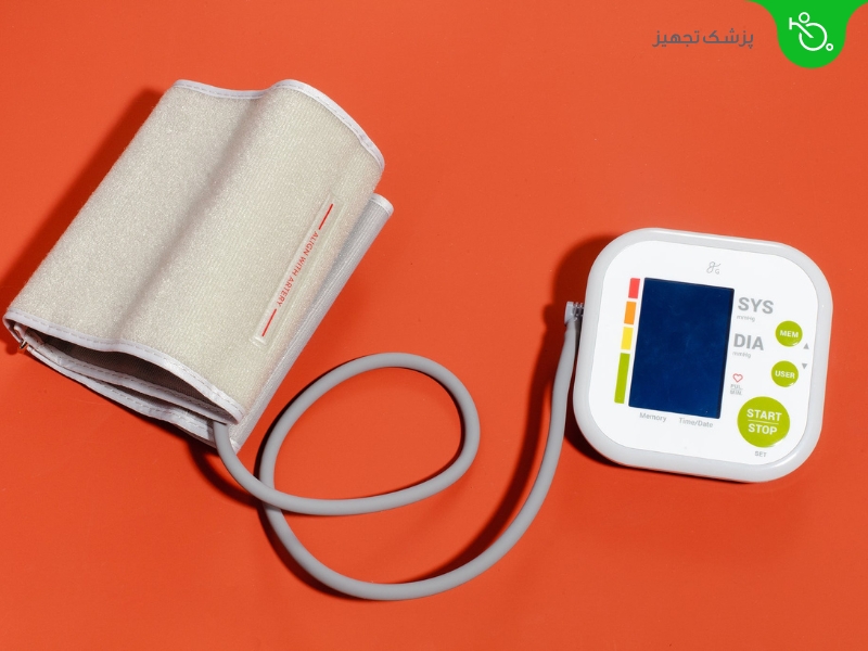 نحوه کار با دستگاه فشارسنج دیجیتالی و نحوه گرفتن فشار خون در منزل