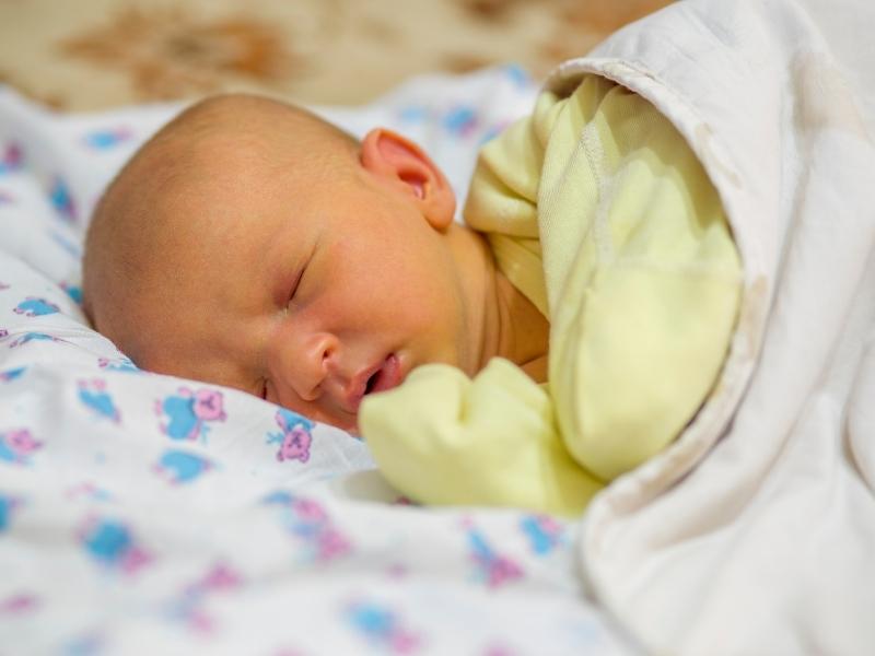 علائم زردی نوزاد چیست؟